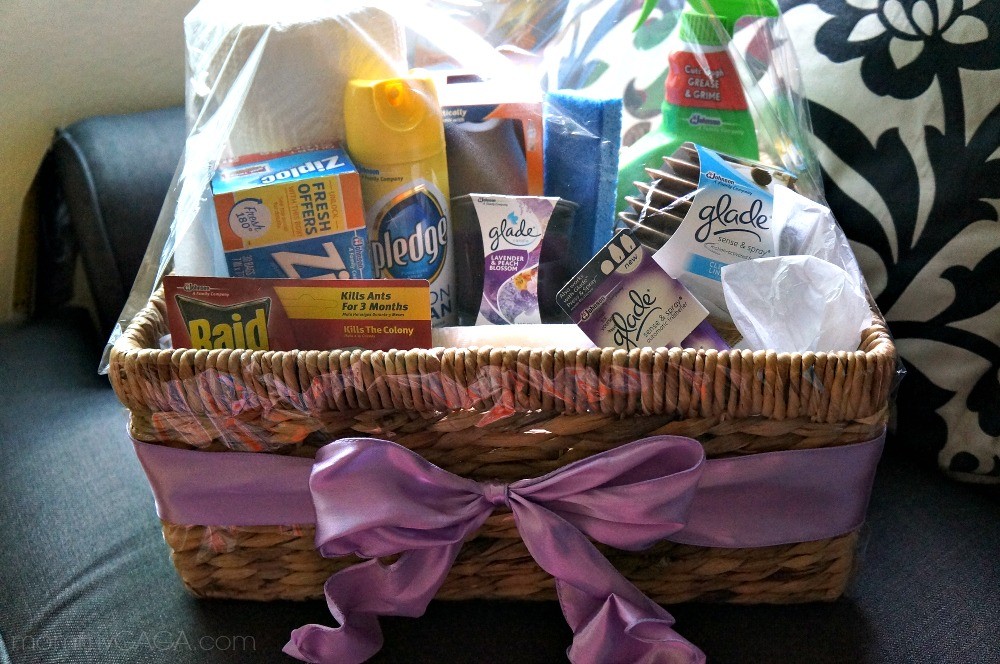 New Neighbor Gift Ideas - Gift Basket Goodies To Give Your New